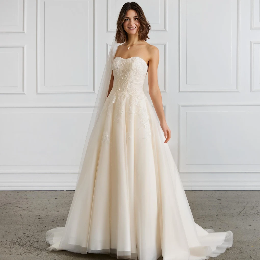 Cabine d'essayage privative d'une boutique de robes de mariée à Profondeville, Dis-moi Oui